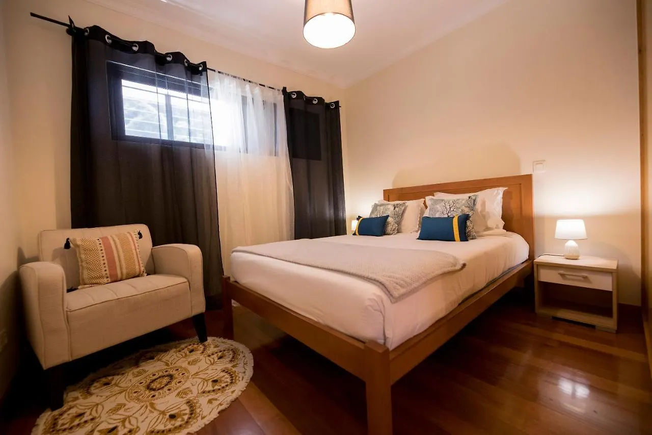 Patricia'S Plaza Apartment Santa Cruz